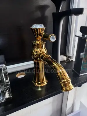 Executive Basin Mixer [Tap]
