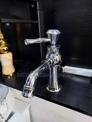 Executive Basin Mixer [Tap]
