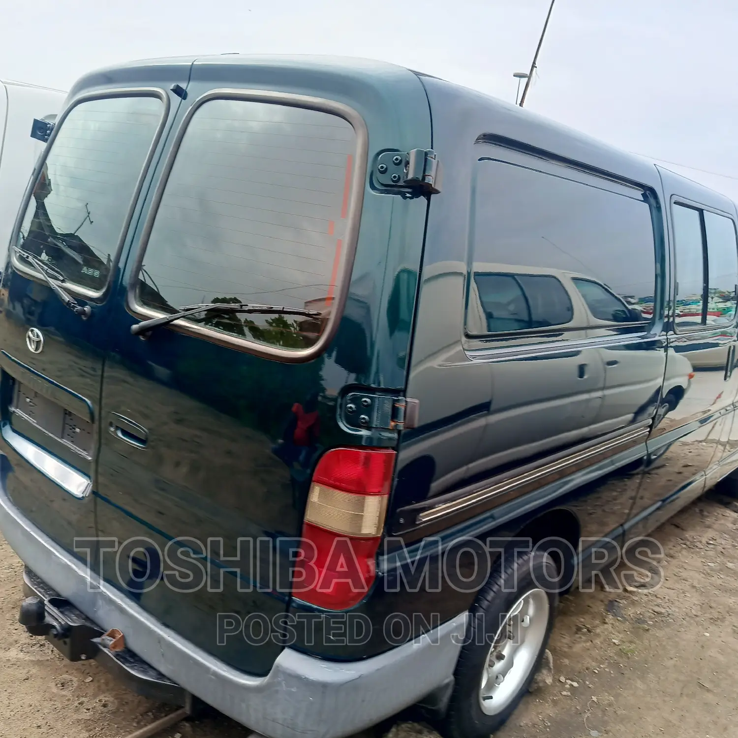 Toyota HiAce 2005 Blue