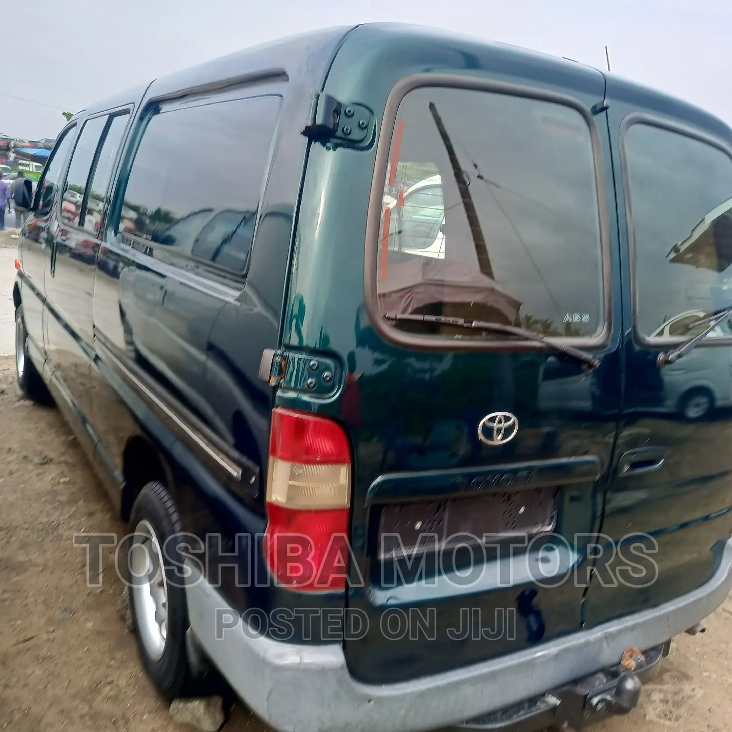 Toyota HiAce 2005 Blue