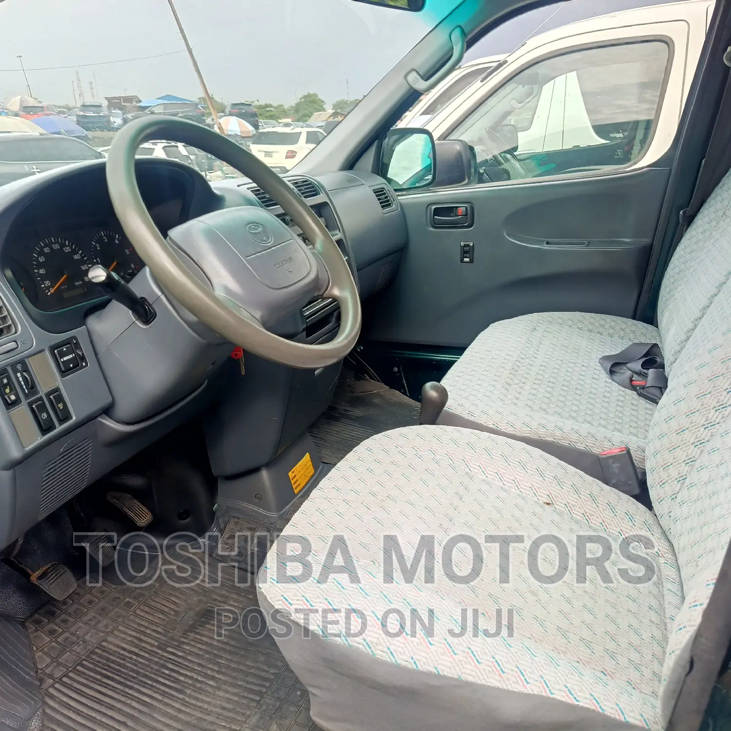 Toyota HiAce 2005 Blue