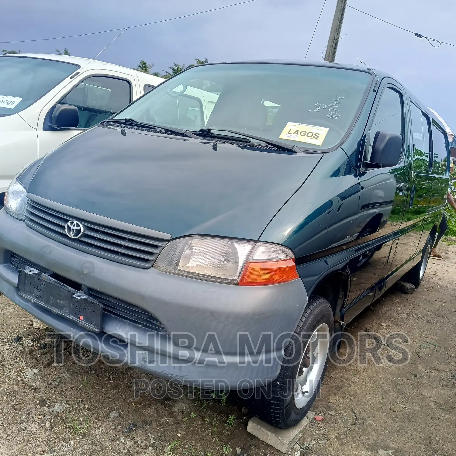 Toyota HiAce 2005 Blue