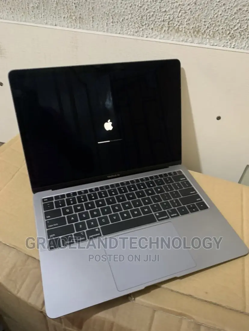 Laptop Apple MacBook Air 2020 8GB Intel Core i5 SSD 256GB