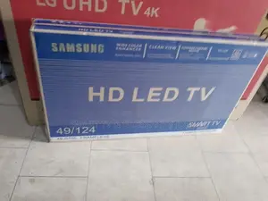 Artificial Intelligence Samsung 49 Frameless and Internet Tv