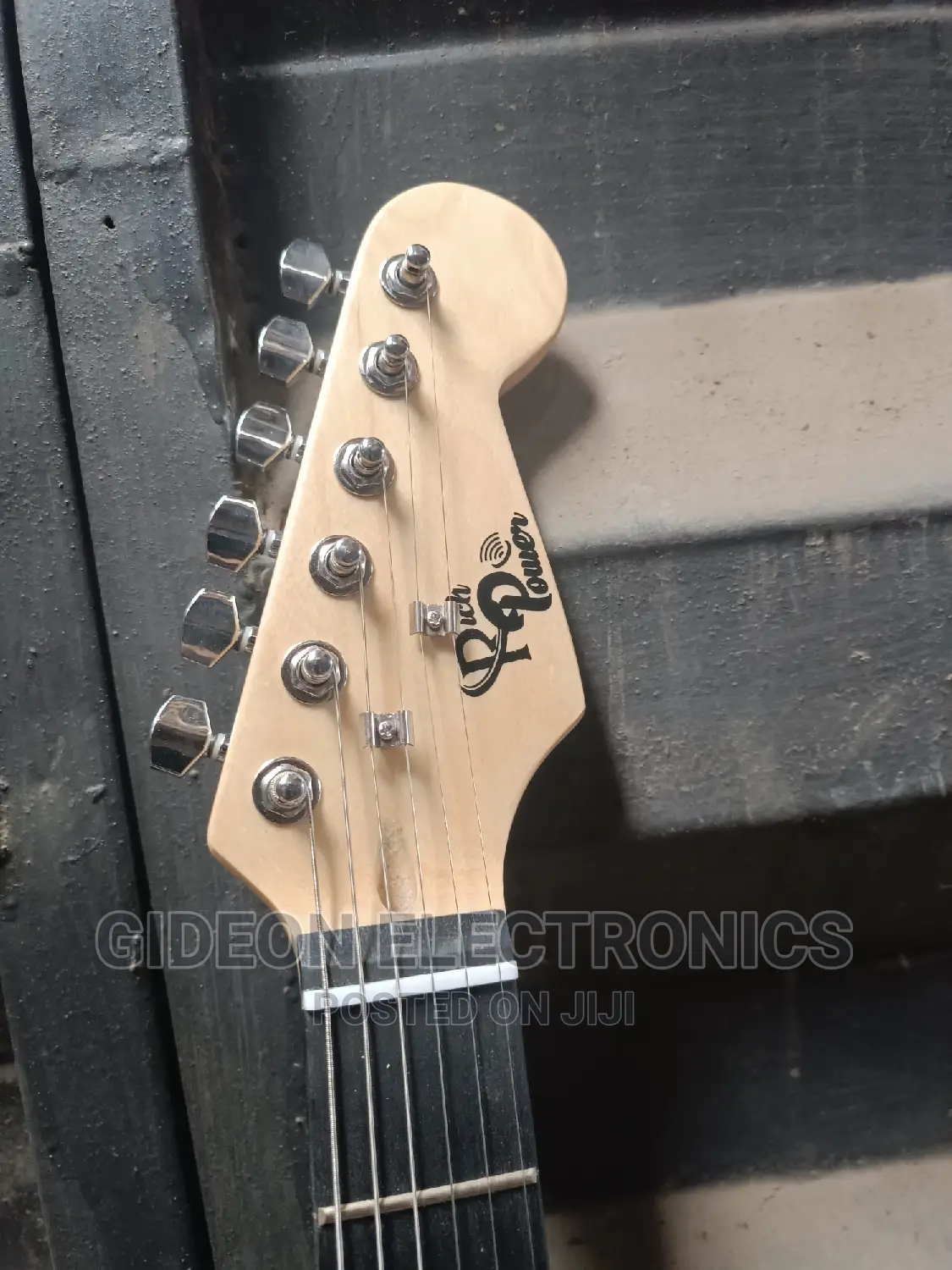 Professional Electric Lead Guitar