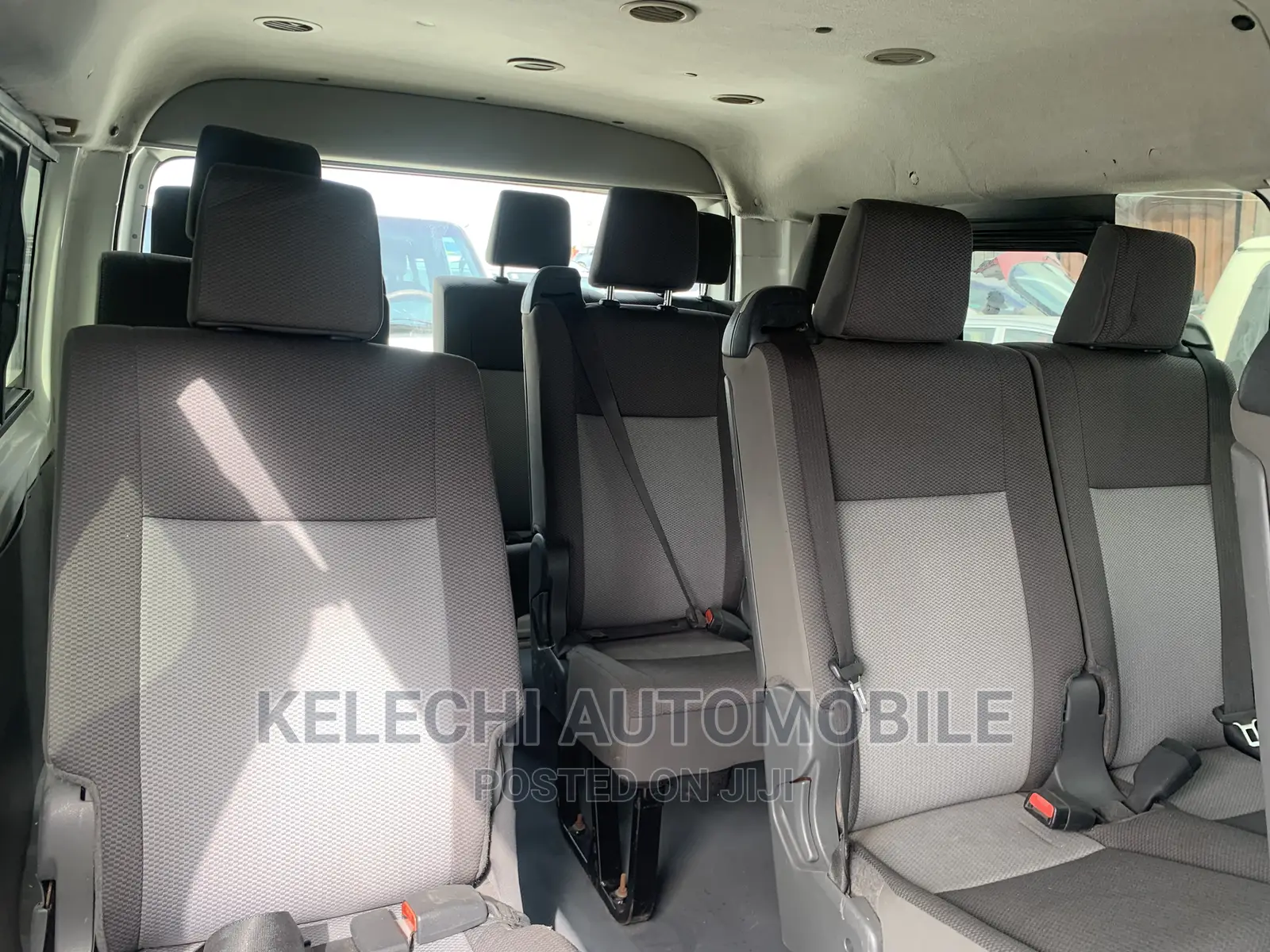 Toyota HiAce 2012 White