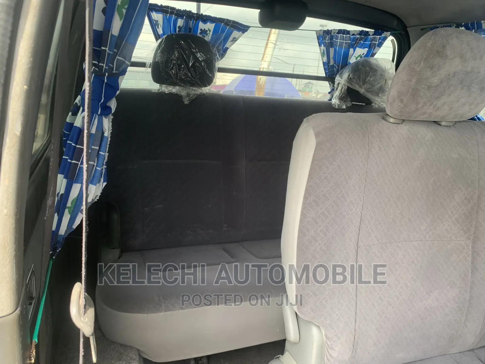 Toyota HiAce 2006 Grey