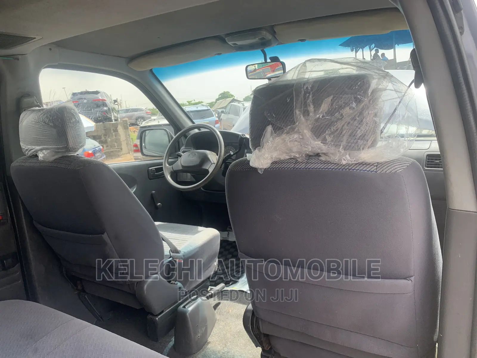 Toyota HiAce 2006 Grey