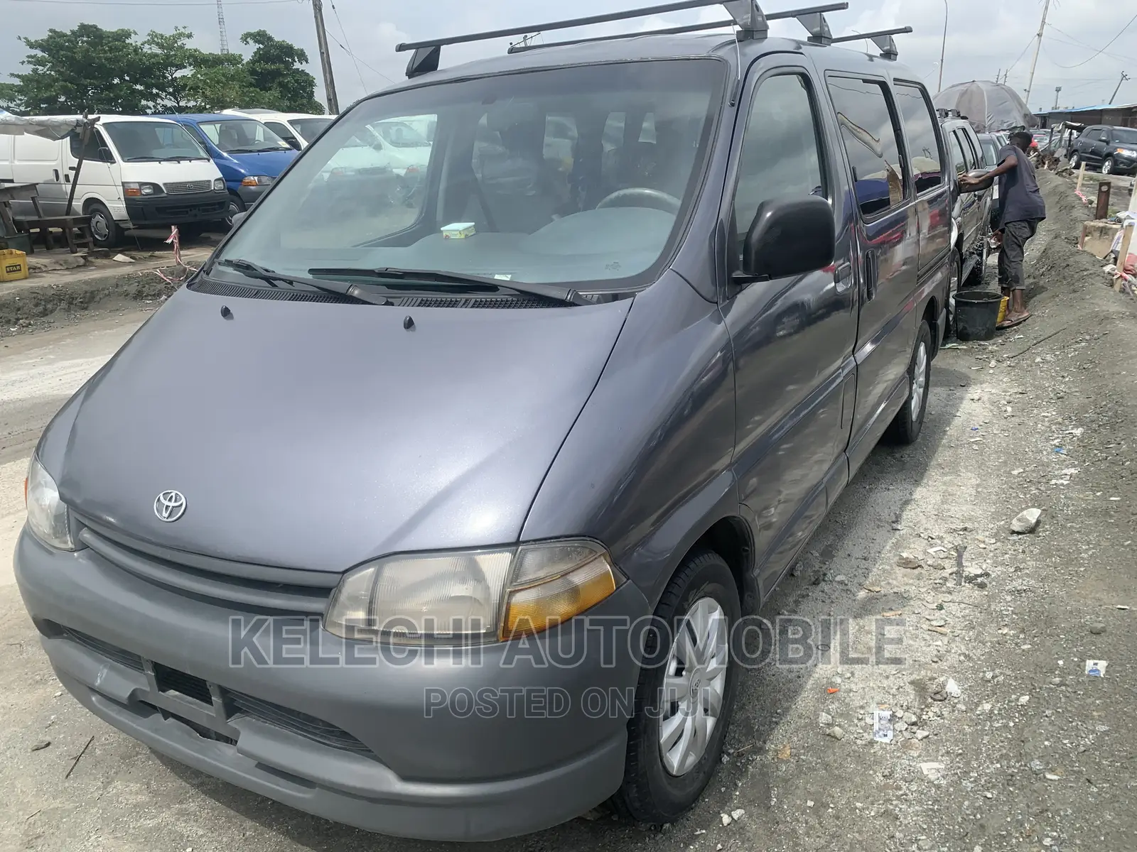 Toyota HiAce 2006 Grey