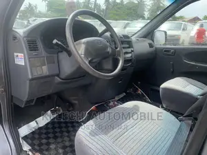 Toyota HiAce 2006 Grey