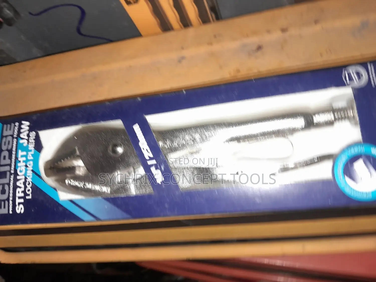 Eclipse Locking Plier