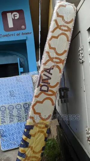 3 1⁄2 by 6 by 6 Unifoam Diva Mattress