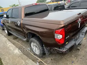 Toyota Tundra TRD Pro 5.7L V8 4x4 Double Cab 6.6 ft. box 145.7 in. WB