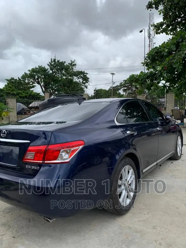 Lexus ES 350 2011 Blue
