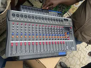 Yamaha Professional 16 Channels Bluetooth Audio Mixer USB