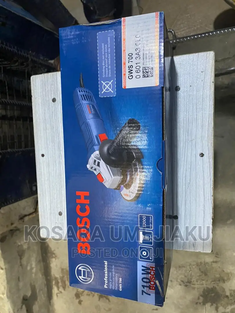 Bosch 41⁄2 Angle Grinder 710 Watts Gws700