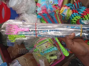 Souvenirs Back Scratcher (12 Pieces)