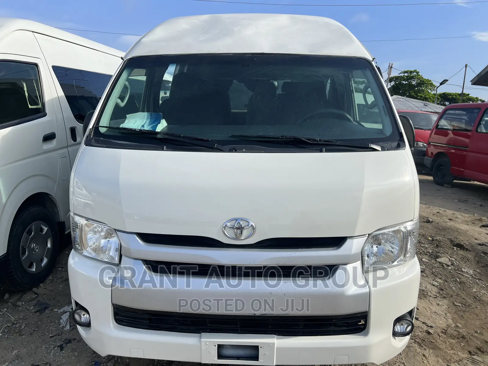 Toyota HiAce 2018 Beige