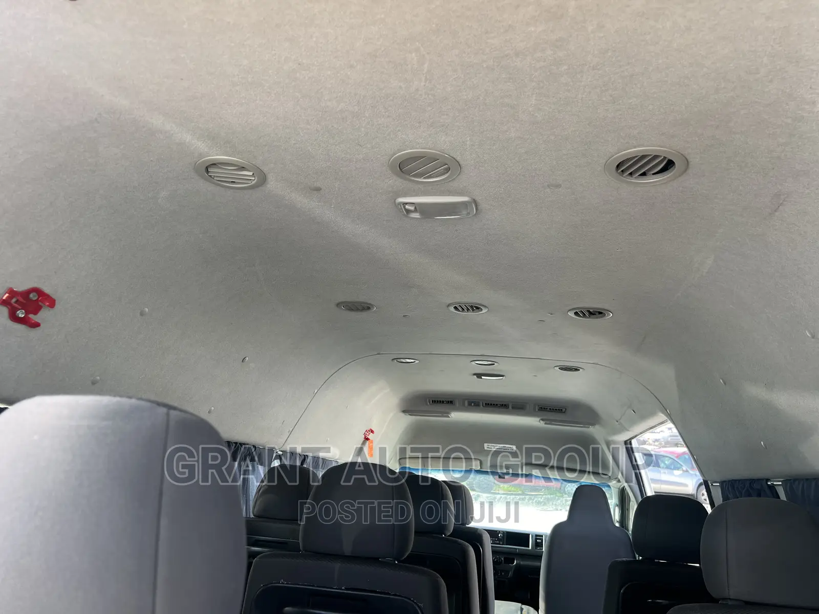 Toyota HiAce 2018 Beige