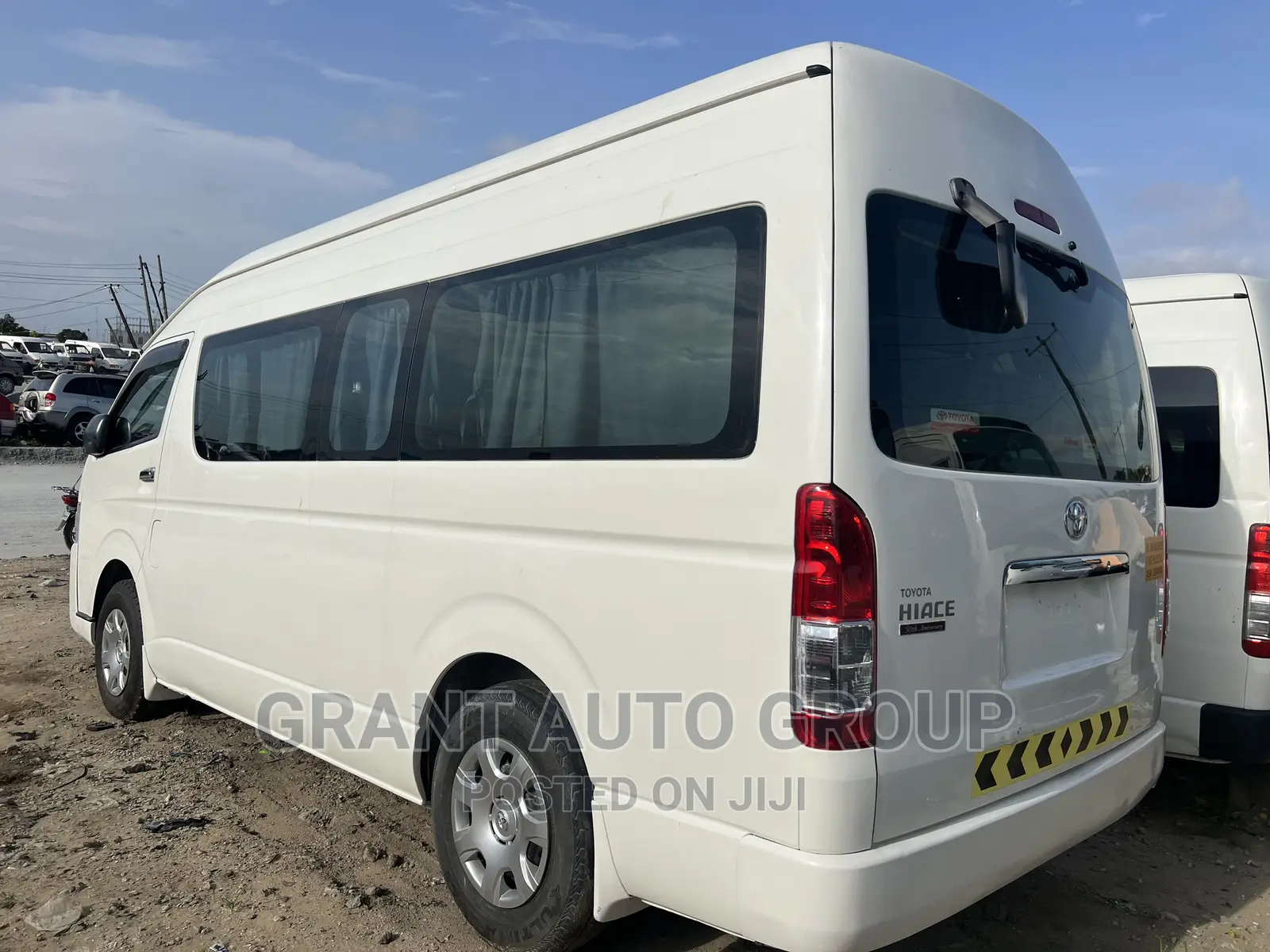 Toyota HiAce 2018 Beige