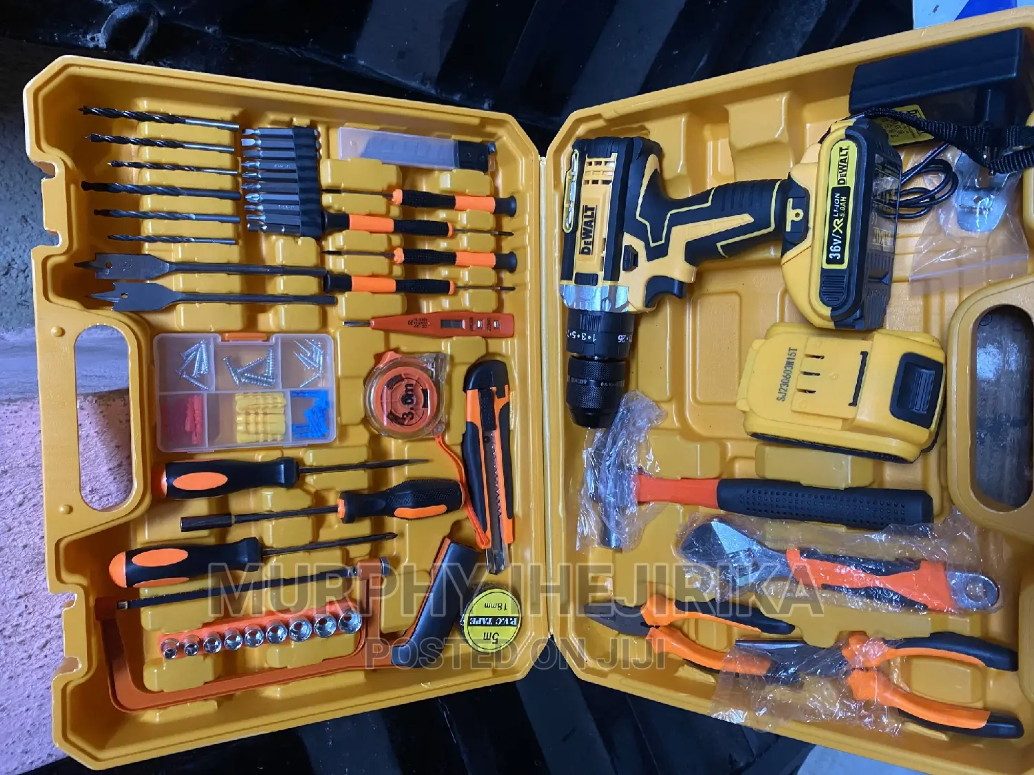 Dewalt Cordless Drilling Machine With Complete Tools