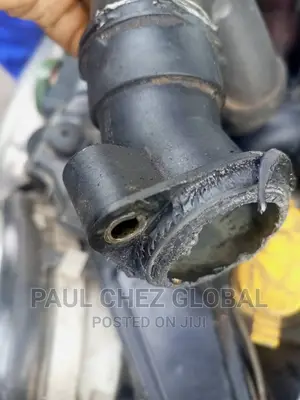 Thermostat Cover Mercedes Benz 721 Engine