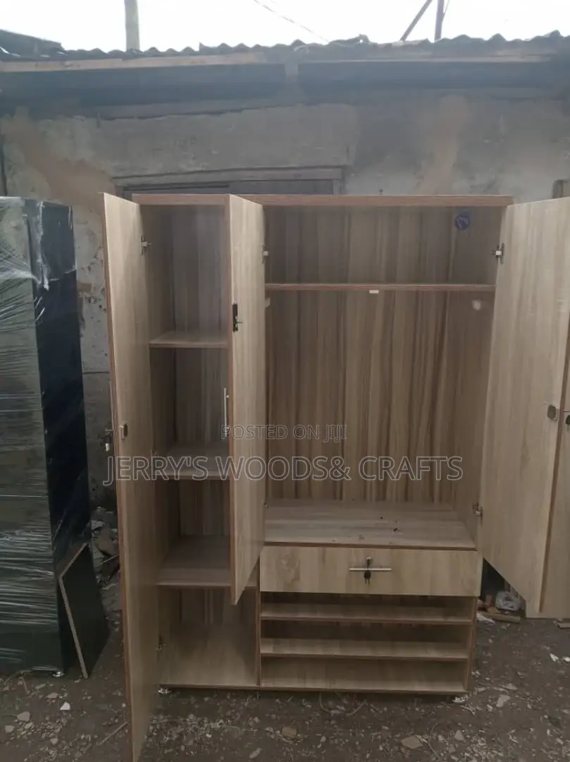 Quality 4ft by 6 Wardrobe