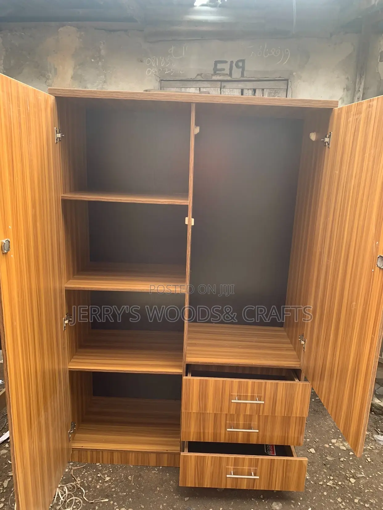 Quality 4ft by 6 Wardrobe