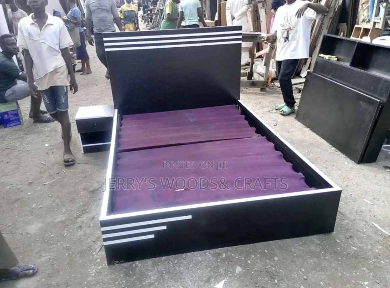 4/Half By 6 Bedframe
