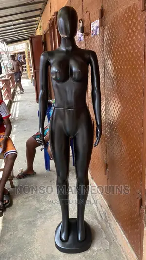 Black Detachable Size 10 Faceless Female Dummy