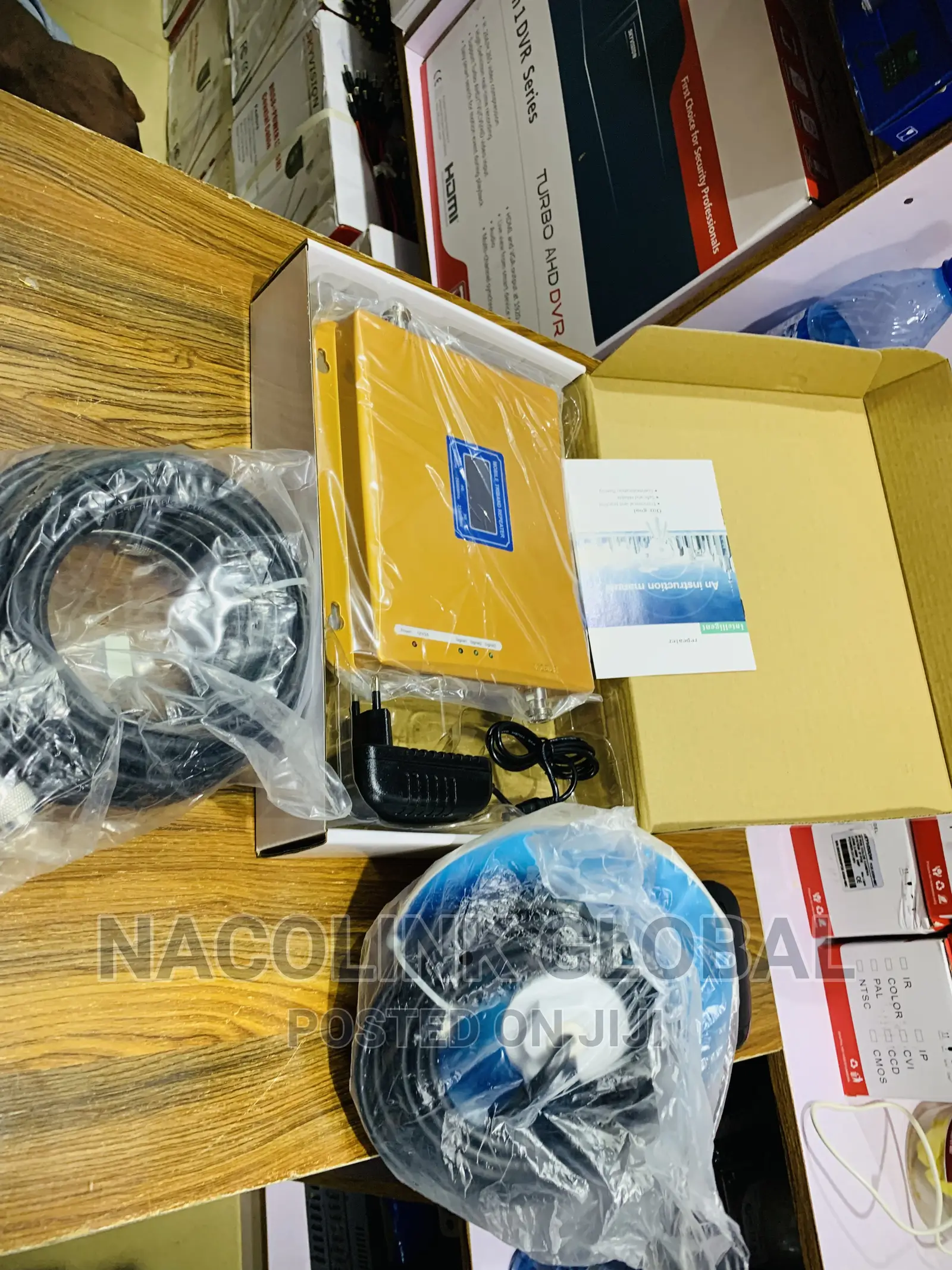 Signal Booster Repeater 2g, 3g, 4g LTE Router Network