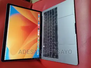 Laptop Apple MacBook 2019 16GB Intel Core i7 SSD 512GB