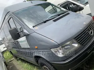 Mercedes-Benz Sprinter 2002 Grey