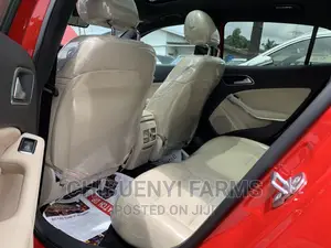 Mercedes-Benz GLA 250 2020 Red
