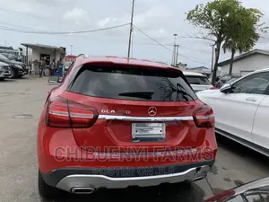 Mercedes-Benz GLA 250 2020 Red