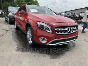 Mercedes-Benz GLA 250 2020 Red
