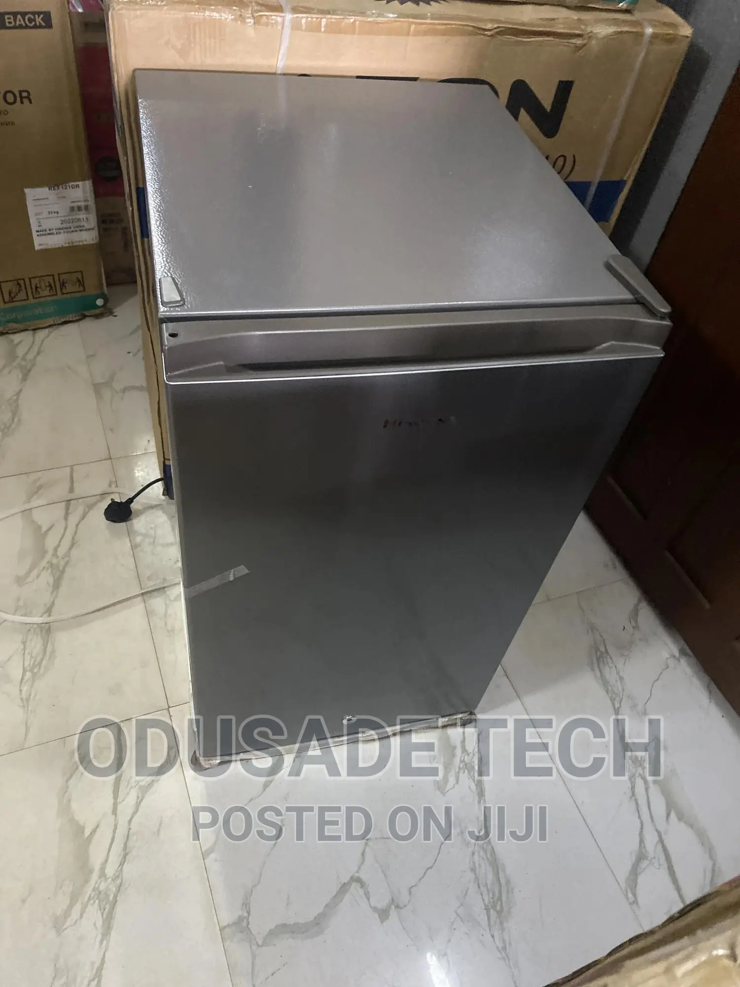 Quality Hisense 121DR 121L Refrigerator