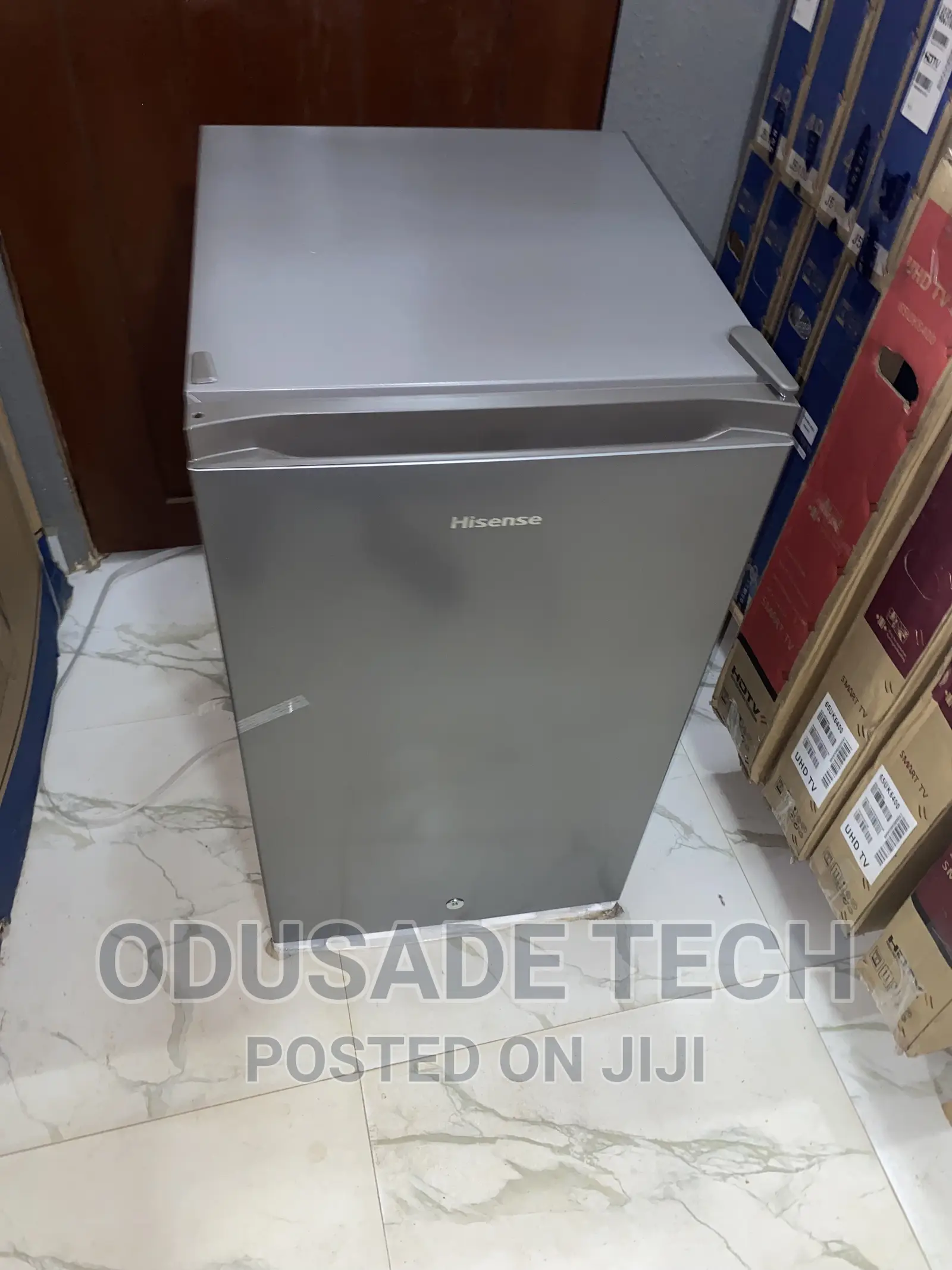 Silver Hisense 121dr 121l Refrigerator