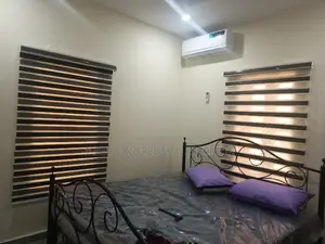 Quality Adjustable Window Blind Day Night