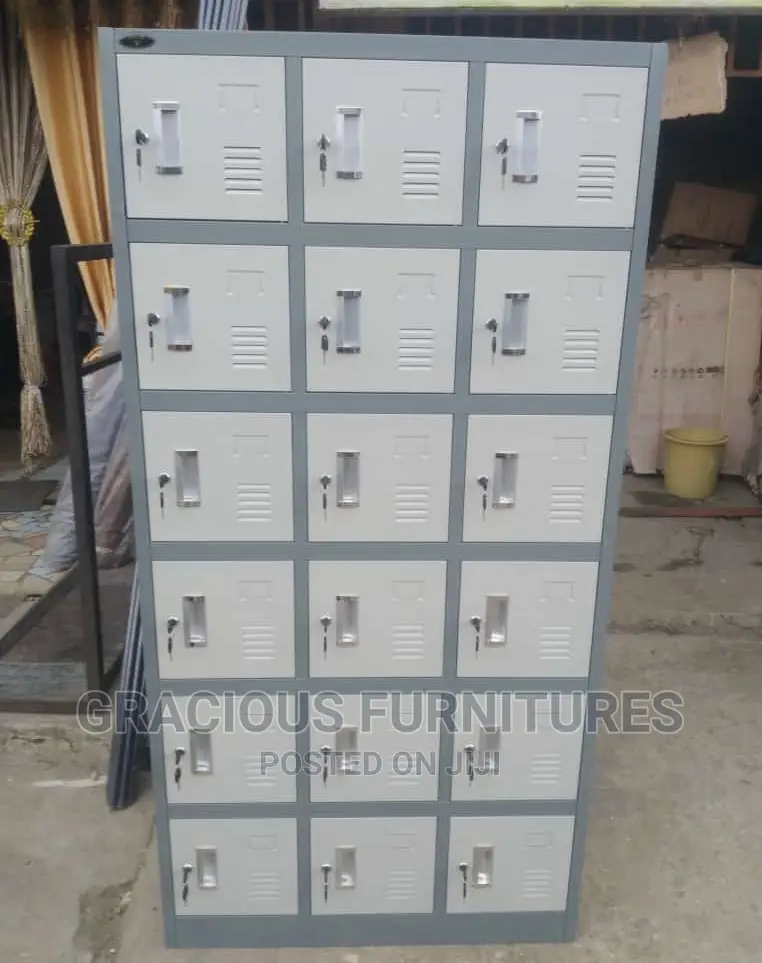 Quality 18 Doors Workers Locker