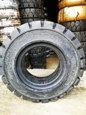 7.00-12 Arrow Solid Tyre