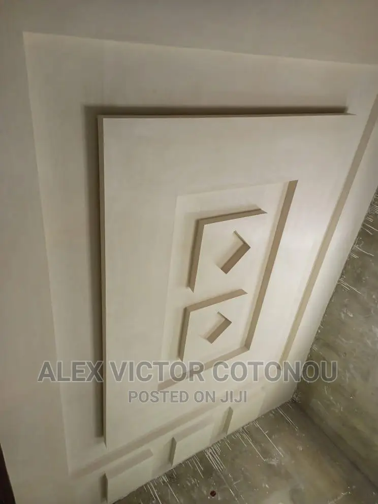 Pop Ceiling, Screeding And Inside Decorations