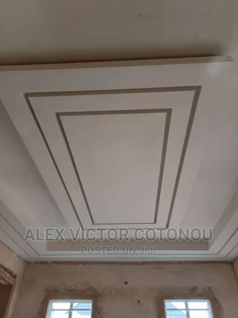 Pop Ceiling, Screeding And Inside Decorations