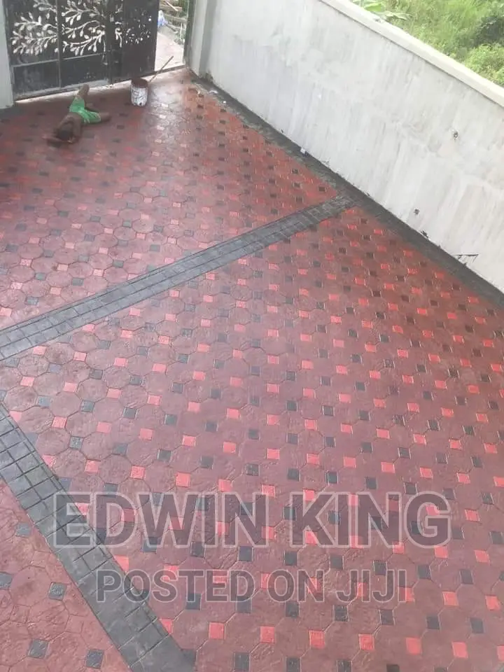 T1 Stamp Floor