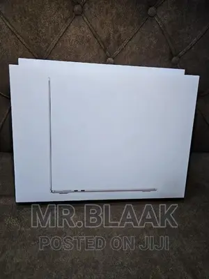 Laptop Apple MacBook Air 2023 M2 8GB Apple M2 SSD 256GB