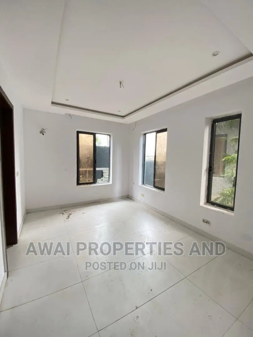 1bdrm Block of Flats in Ikoyi for sale