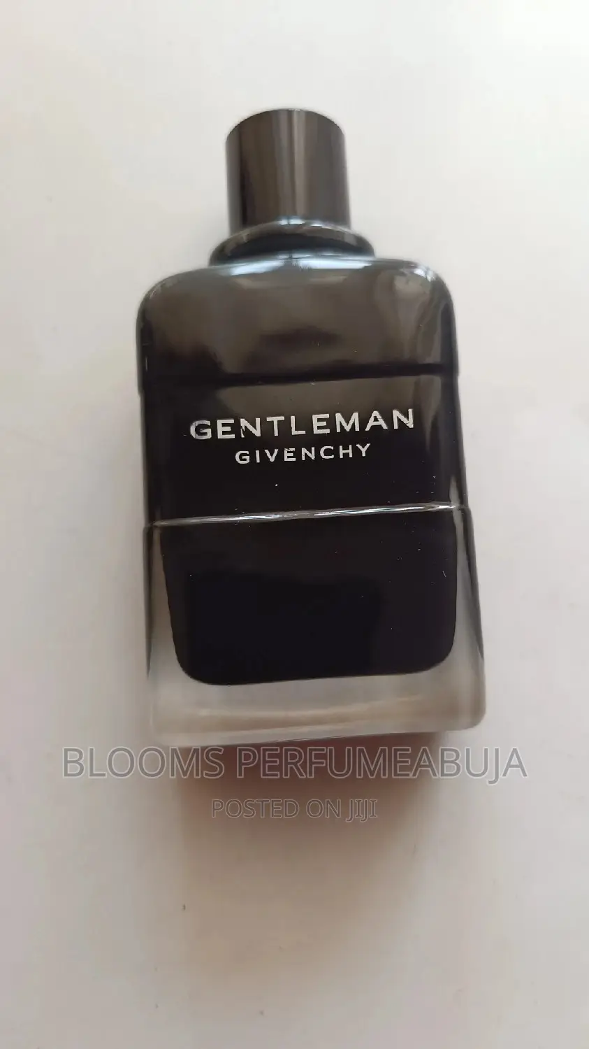 Gentleman Givenchy Unboxed
