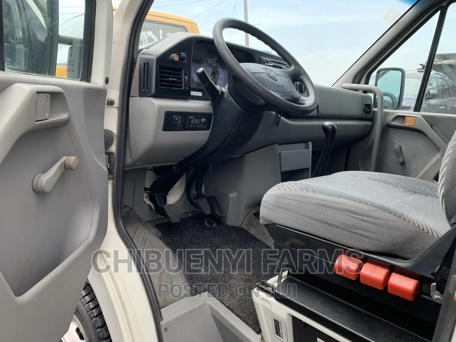 Volkswagen LT 2002 White