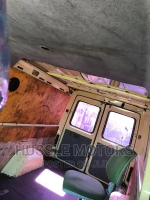 Volkswagen LT 2000 Green