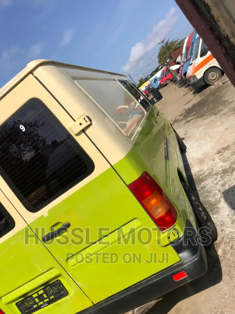Volkswagen LT 2000 Green